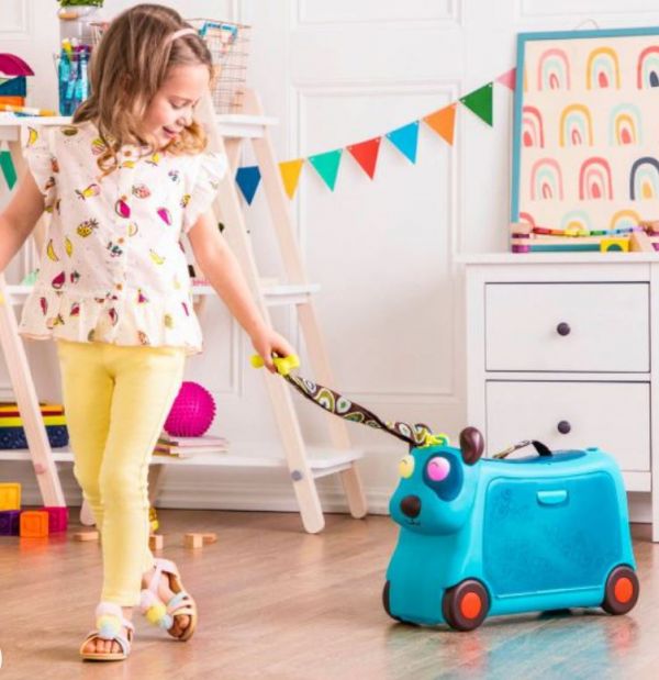 美國B.Toys 小獵犬沃菲行李箱 美國B.Toys,兒童行李箱,可坐行李箱,博客來,科育,感覺統合,幼兒教具