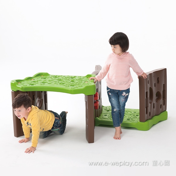 Weplay 玩轉樹洞 爬行,前庭,創造與想像力,WEPLAY,童心園,兒童教具,教具,幼兒園教具,教具廠商,高雄教具