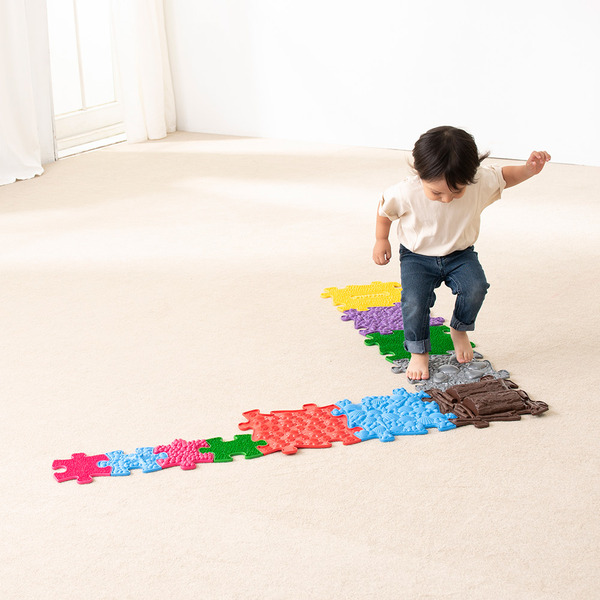 MUFFIK 觸覺探索步道-基礎 拼圖型地墊, 幼兒觸覺地墊, 觸覺感官發展, 感統遊戲墊, 感統訓練器材, 職能治療推薦, 平衡發展玩具, 感官探索, 兒童體能訓練, MUFFIK地墊