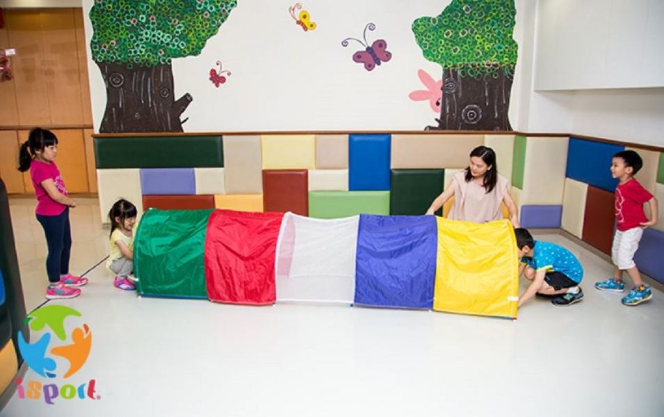 好童年 iSport U型探索鑽籠(7呎/9呎) 兒童體適能,i sport, U形鑽籠,動作發展, 鑽籠,探索鑽龍,兒童教具,教具,幼兒園教具,教具廠商,高雄教具