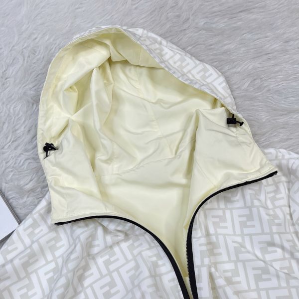 【分期0利率】FENDI 印花連帽雙面穿外套 54號 (5折)【99成新】 