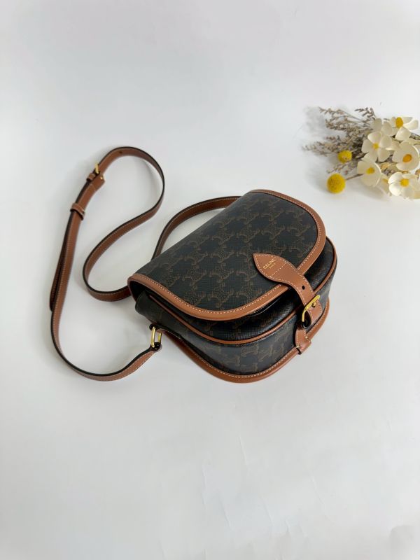 【分期0利率】CELINE Triomphe帆布中型Folco手袋 【9成新】 