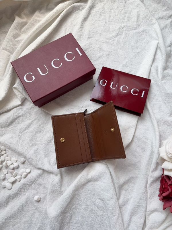 【分期0利率】GUCCI1955 馬銜扣老花4卡零錢短夾【99成新】 