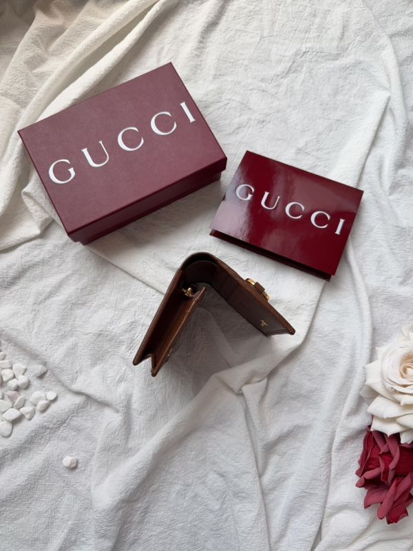 【分期0利率】GUCCI1955 馬銜扣老花4卡零錢短夾【99成新】 