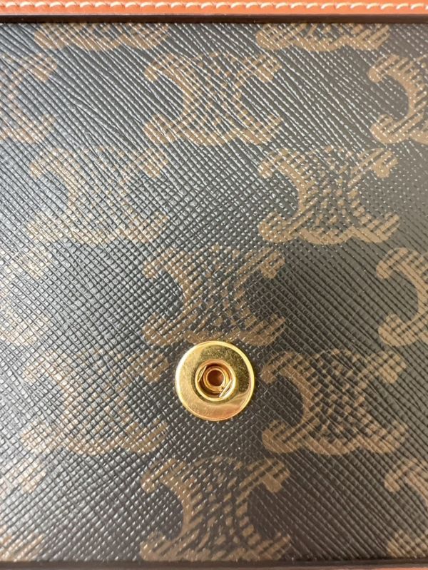 【12期0利率】CELINE MARGO標誌印花牛皮革飾鍊錢包【9成新】 