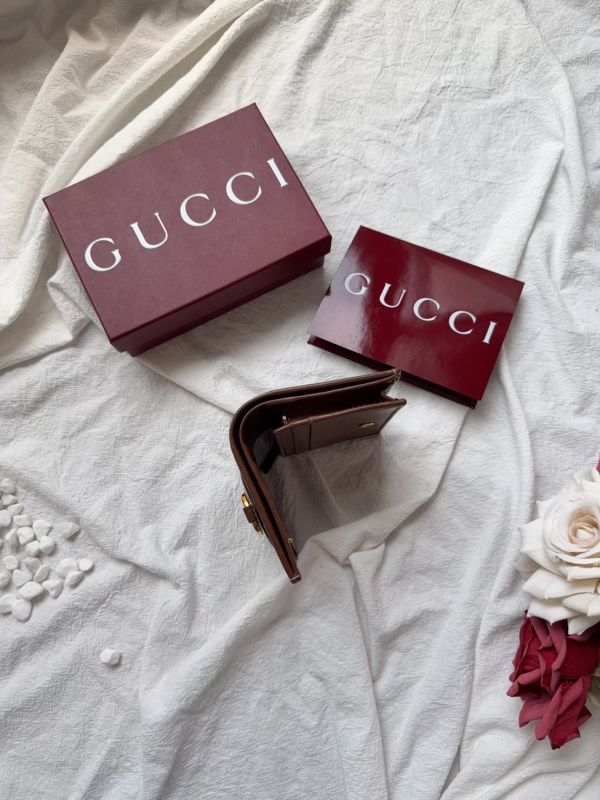 【分期0利率】GUCCI1955 馬銜扣老花4卡零錢短夾【99成新】 