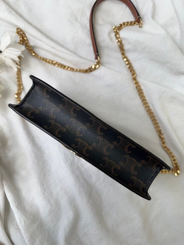 【12期0利率】CELINE MARGO標誌印花牛皮革飾鍊錢包【9成新】 