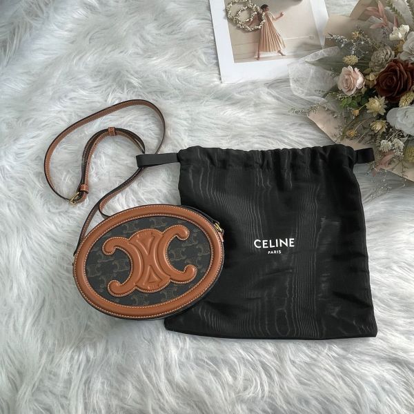 【95新】【12 期 0 利率】Celine 中號老花月餅包 