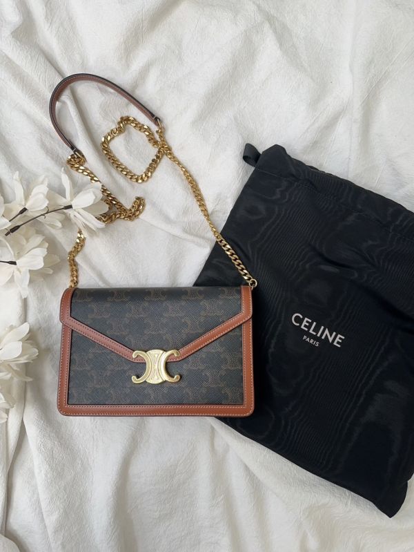 【12期0利率】CELINE MARGO標誌印花牛皮革飾鍊錢包【9成新】 