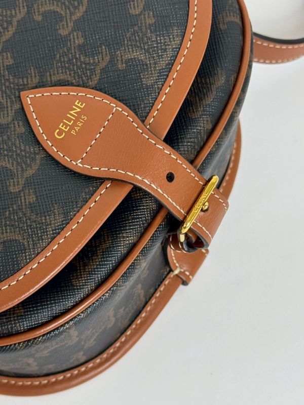 【分期0利率】CELINE Triomphe帆布中型Folco手袋 【9成新】 