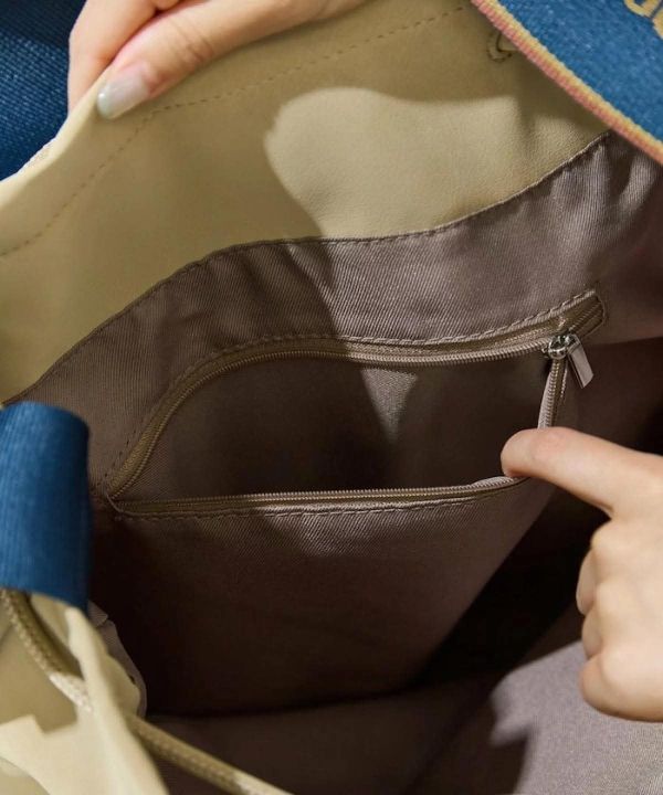 日本OUTDOOR PRODUCTS x FREAK'S STORE 別注款Logo肩帶包 日本OUTDOOR PRODUCTS x FREAK'S STORE 別注款Logo肩帶包