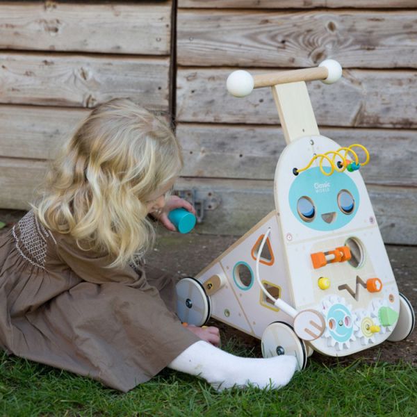 學步玩具｜機器人學步推車 Robot Walker｜適合1歲以上【德國Classic World客來喜經典木玩】 classicworld,客來喜,德國客來喜,德國classicworld,classicworld,classicworldtoys,classicworld台灣代理,classicworld獨家代理,德國設計玩具,玩具,木玩,經典木玩,木製玩具,木質玩具,兒童玩具,寶寶玩具,玩具搖鈴,啟蒙玩具,安全玩具,無甲醛,零甲醛,無毒,環保漆,安撫玩具,寶寶安撫,幼兒玩具,玩不膩,幼兒搖鈴,訓練抓握力