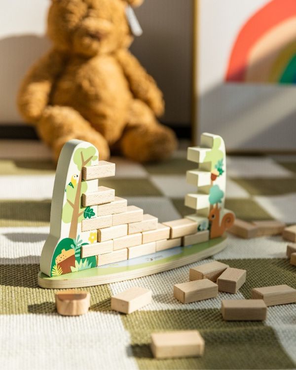 【親子桌遊】搖搖松鼠疊疊樂 Squirrel Wall Game｜幼兒疊疊樂．適合3歲以上【德國Classic World客來喜經典木玩】 classic world,德國木玩具,德國,客來喜,德國客來喜,德國classicworld,classicworld,classicworld台灣代理,classicworld獨家代理,德國設計玩具,玩具,木玩,經典木玩,木製玩具,木質玩具,兒童玩具,寶寶玩具,益智,益智玩具,安全玩具,無甲醛,零甲醛,無毒,環保漆,手眼協調,視覺發展玩具,智能發展玩具,視覺專注,想像力,積木玩具,邏輯力,拼圖