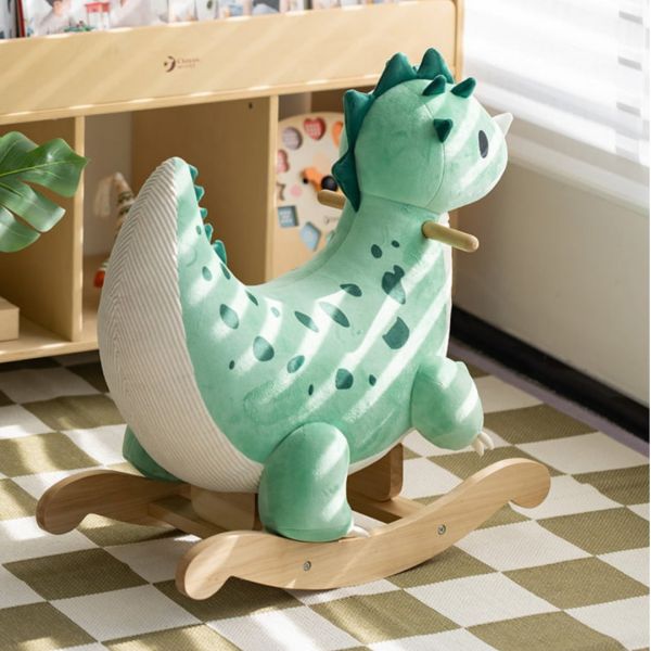 周歲送禮推薦｜萌龍搖搖馬 Dinosaur Rocker｜幼兒平衡玩具．適合12個月以上【德國Classic World客來喜經典木玩】 classic world,德國木玩具,德國,客來喜,德國客來喜,德國classicworld,classicworld,classicworld台灣代理,classicworld獨家代理,德國設計玩具,玩具,木玩,經典木玩,木製玩具,木質玩具,兒童玩具,寶寶玩具,益智,益智玩具,安全玩具,無甲醛,零甲醛,無毒,環保漆,手眼協調,視覺發展玩具,智能發展玩具,語言表達,平衡協調,搖搖馬,原木搖搖馬,