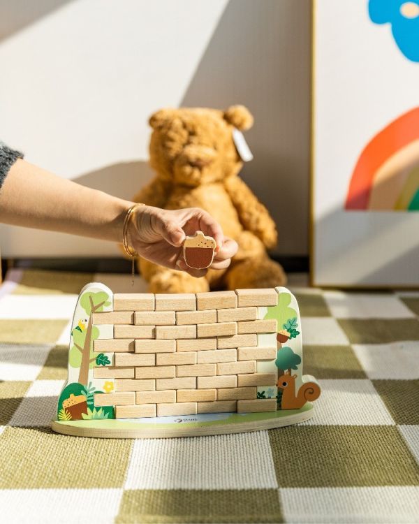 【親子桌遊】搖搖松鼠疊疊樂 Squirrel Wall Game｜幼兒疊疊樂．適合3歲以上【德國Classic World客來喜經典木玩】 classic world,德國木玩具,德國,客來喜,德國客來喜,德國classicworld,classicworld,classicworld台灣代理,classicworld獨家代理,德國設計玩具,玩具,木玩,經典木玩,木製玩具,木質玩具,兒童玩具,寶寶玩具,益智,益智玩具,安全玩具,無甲醛,零甲醛,無毒,環保漆,手眼協調,視覺發展玩具,智能發展玩具,視覺專注,想像力,積木玩具,邏輯力,拼圖