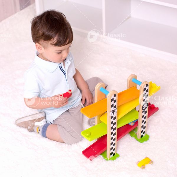 彩色F1賽車 F1 Racing Track｜兒童玩具賽車軌道組．適合18個月以上【德國Classic World客來喜經典木玩】 classic world,德國木玩具,德國,客來喜,德國客來喜,德國classicworld,classicworld,classicworld台灣代理,classicworld獨家代理,德國設計玩具,玩具,木玩,經典木玩,木製玩具,木質玩具,兒童玩具,寶寶玩具,益智,益智玩具,安全玩具,無甲醛,零甲醛,無毒,環保漆,手眼協調,視覺發展玩具,智能發展玩具,視覺專注,想像力,抓握力,語言表達,汽車