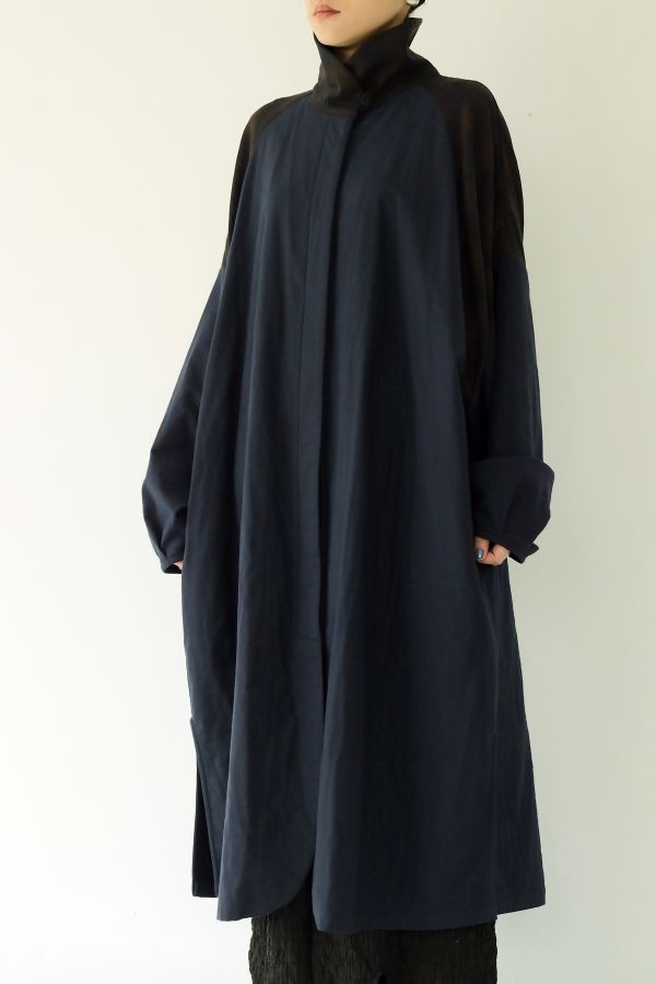 川衣 WEAR BEING｜牧服者 交疊領拼接長風衣外套 