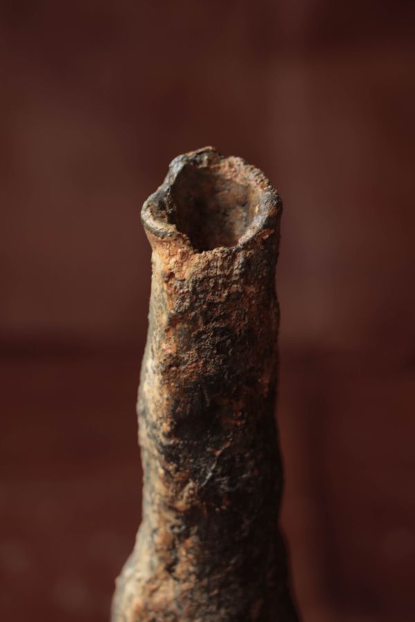 張育臺｜埋物Burial｜長頸型考古花器V 