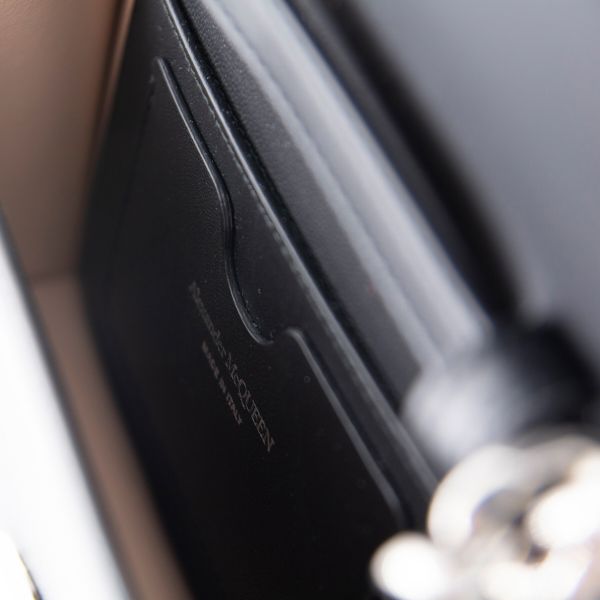 Alexander Mcqueen 708146 四環戒指手拿肩背包  黑色 