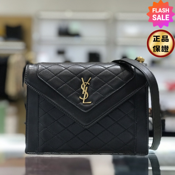 Saint Lauent 685574 YSL 絎縫小羊皮迷你 黑色Gaby 包 Saint Laurent迷你包, YSL Gaby包, 小羊皮迷你包, 黑色迷你包推薦, 絎縫包包, 高端奢華手拿包, 可調肩帶包包, 名牌包, 斜挎包搭配, 時尚手提包。