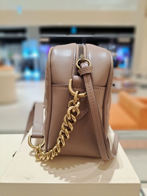 Gucci GG Marmont 447632 小款立體浮雕相機包     乾燥玫瑰粉色 Gucci GG Marmont相機包,小款斜背包,Gucci雙G配件包,絎縫皮革包