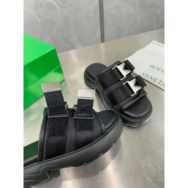 Bottega Veneta 女款 Flesh 軟墊科技纖維羊皮厚底涼拖鞋   增高4.5公分  黑色  IT36/38/39/40 