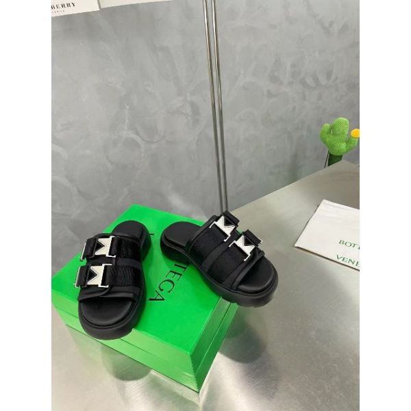 Bottega Veneta 女款 Flesh 軟墊科技纖維羊皮厚底涼拖鞋   增高4.5公分  黑色  IT36/38/39/40 