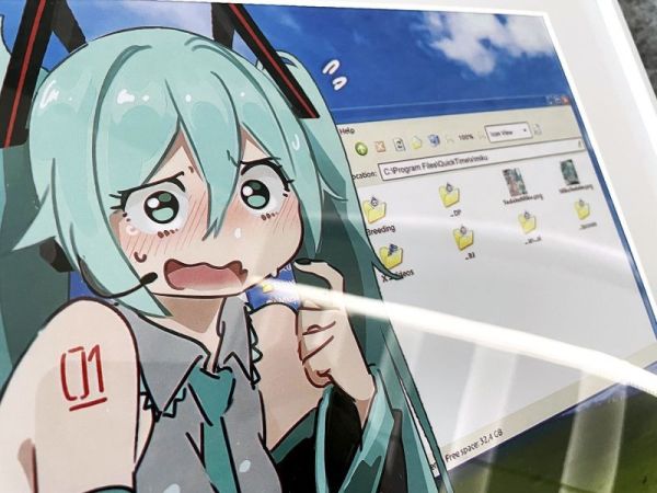 【海外代購】千鳥社 《初音顯示器》初音未來公主殿下復古桌寵擺臺裝飾畫 