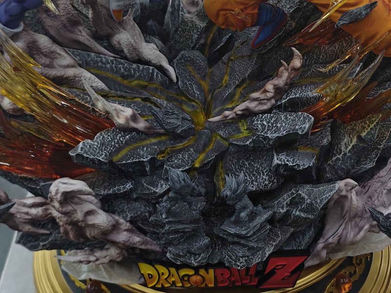 【海外代購】WL 場景對戰系列01 超二悟空vs魔化貝吉塔 