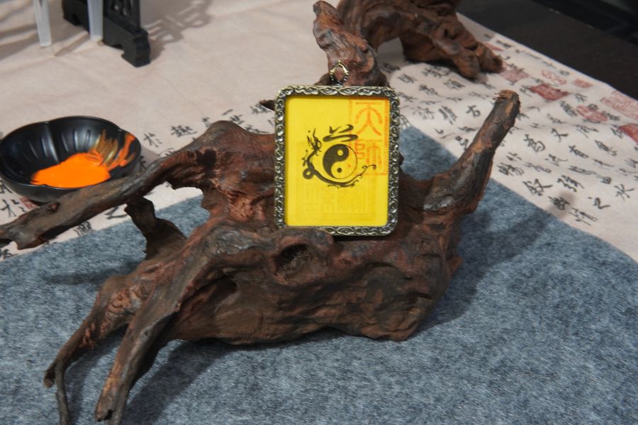 【海外代購】關帝廟 唐卡符 