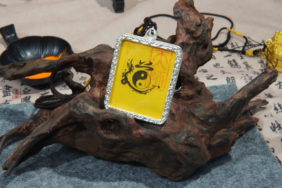 【海外代購】關帝廟 唐卡符 