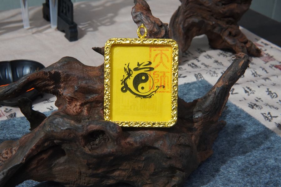 【海外代購】關帝廟 唐卡符 