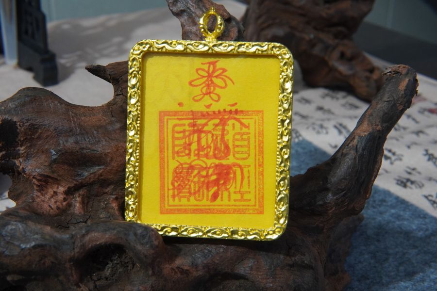 【海外代購】關帝廟 唐卡符 