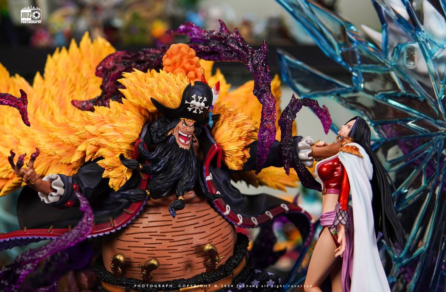 【海外代購】LX 黑鬍子vs女帝 