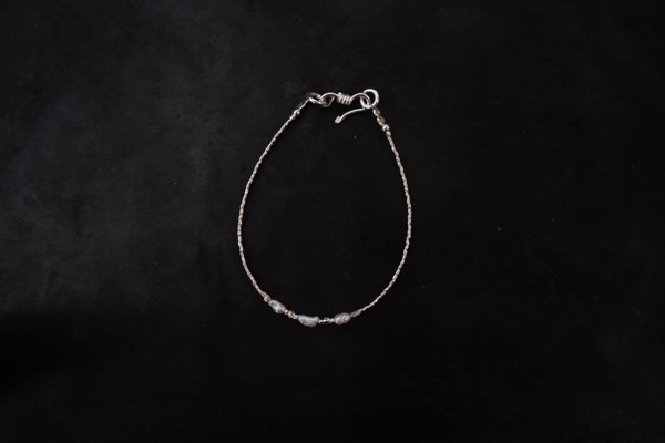 純銀細緻手鏈｜三顆珍珠 