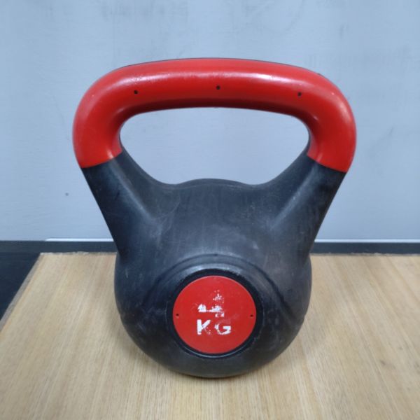 【福利品】包膠壺鈴 4kg 