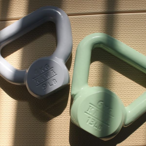 【福利品】川鋼 鑄鐵壺鈴（4、6公斤） 