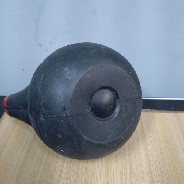 【福利品】包膠壺鈴 4kg 