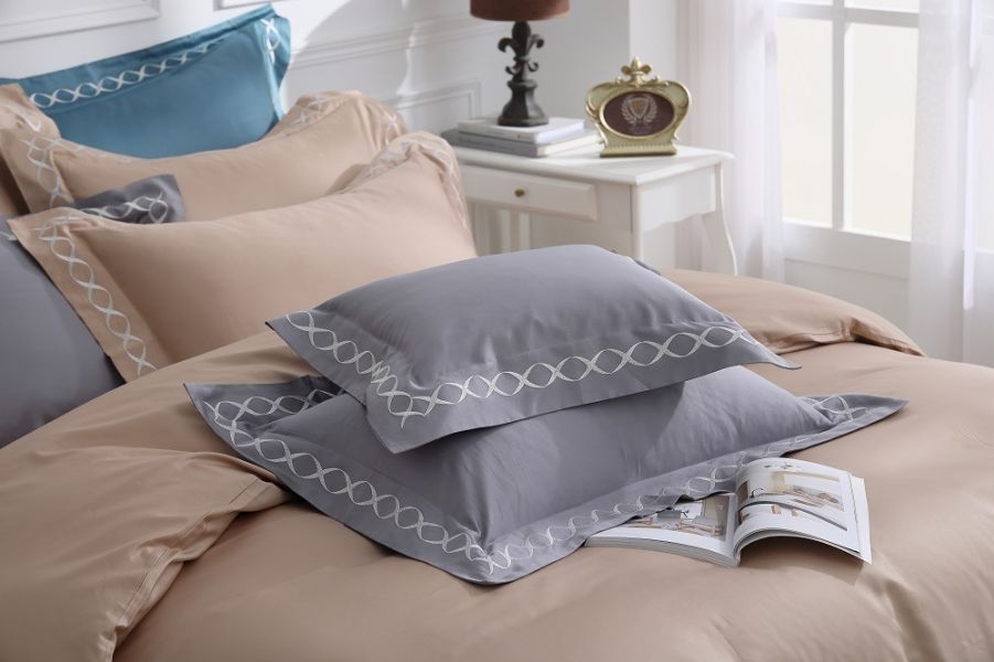 Cozy inn 雙人-星空灰 300織 萊賽爾天絲刺繡麻花款床包枕套組 