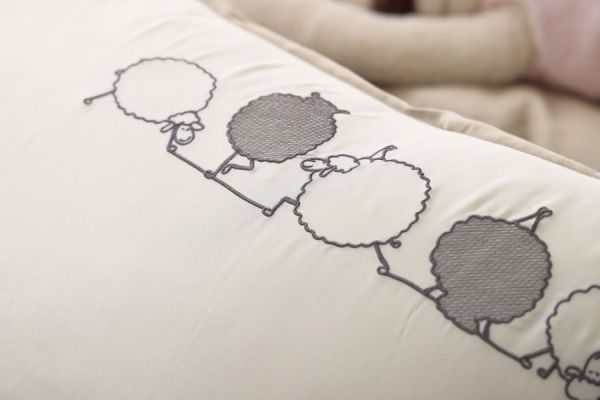 LAMINA 加大-優雅純色-睡綿羊 300織萊賽爾天絲床包枕套組 