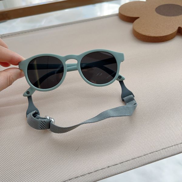 童趣防掉式圓墨鏡 