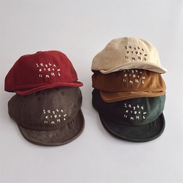 小小數字刺繡燈芯絨帽 