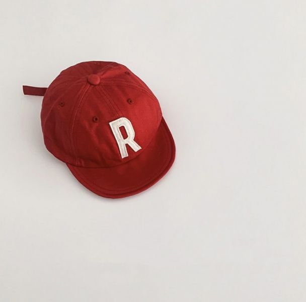 韓系！字母刺繡棒球帽 