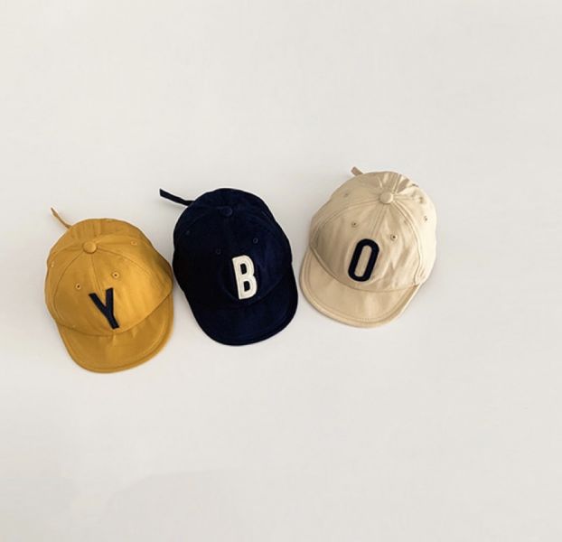 韓系！字母刺繡棒球帽 
