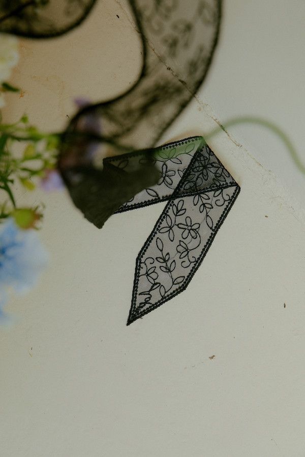 法式透紗蕾絲領巾(黑) 