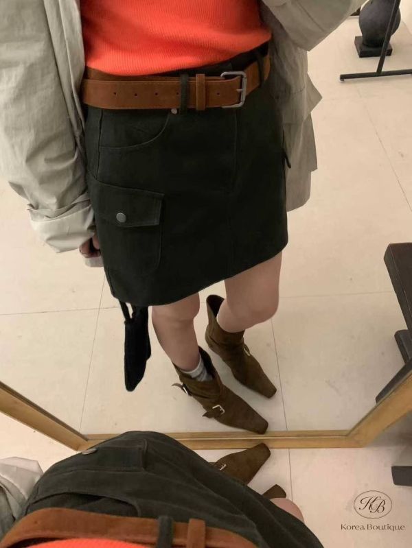 Fw23 秋季 附皮帶的口袋短裙 