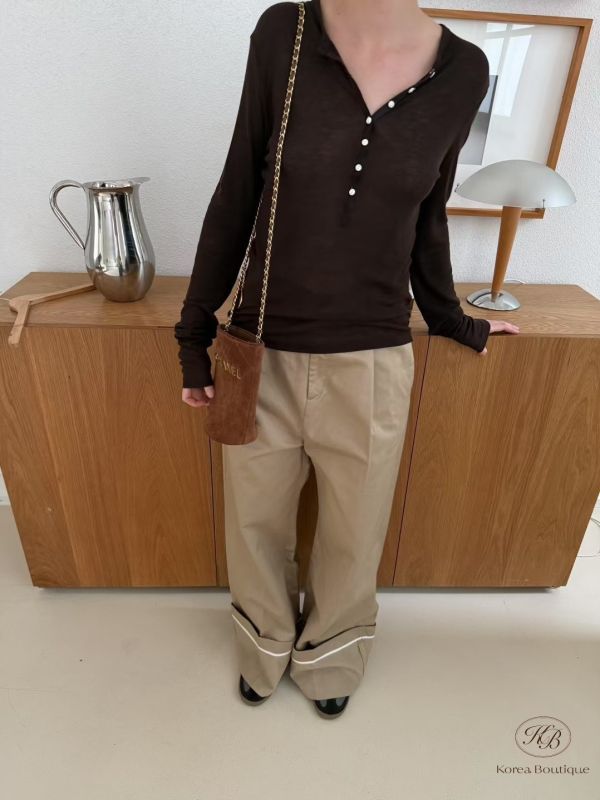 Fw66 秋季 微透膚絲質排扣衫 