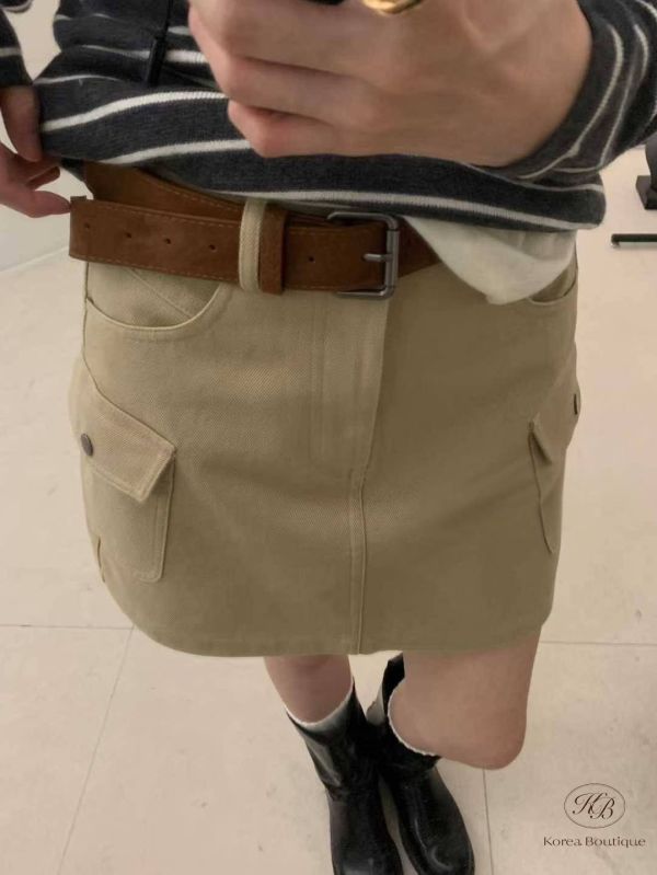 Fw23 秋季 附皮帶的口袋短裙 