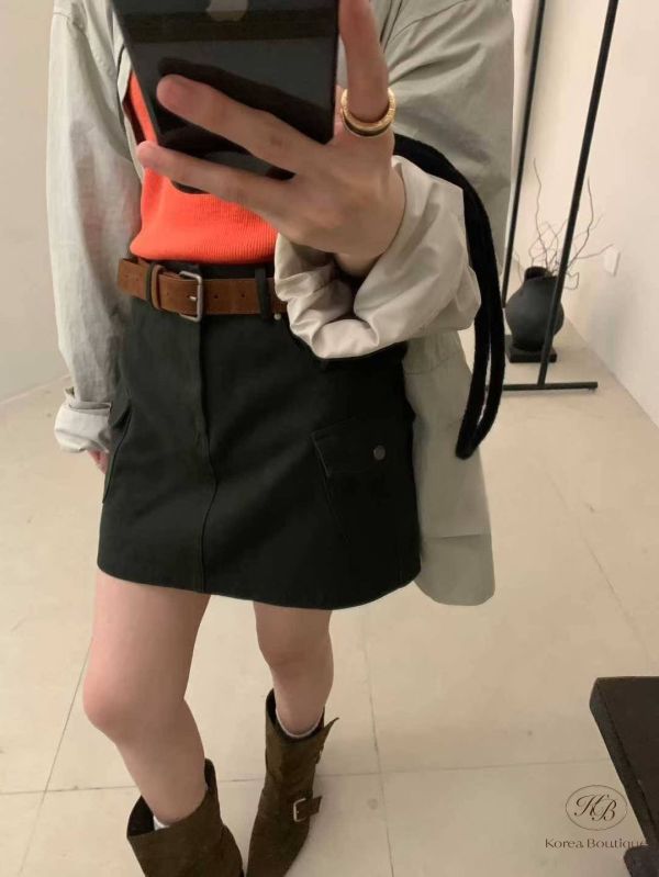 Fw23 秋季 附皮帶的口袋短裙 