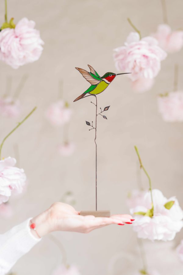 蜂鳥︱陽光捕手(底座) 捉光擺飾,居家裝飾,窗戶掛飾,捕夢者,花藝裝飾,陽光捕手,鑲嵌玻璃,情人節禮物,北歐風,花店,母親節禮物